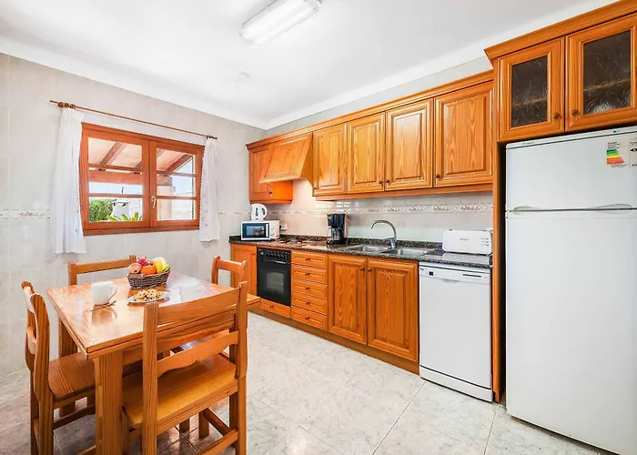 Llorens Вилла Польенса